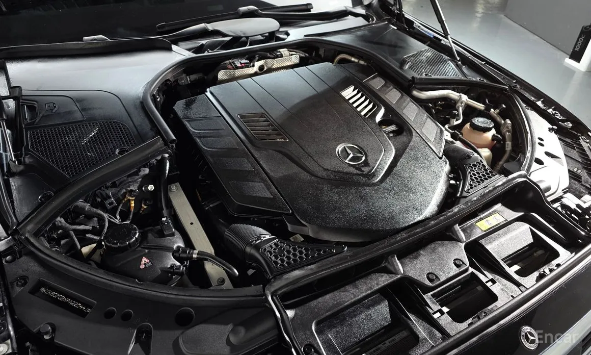 Фото 6 - Mercedes-Benz S-Class