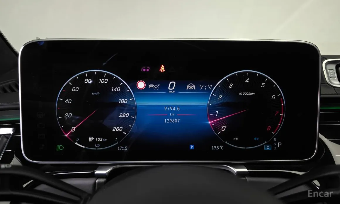 Фото 8 - Mercedes-Benz S-Class