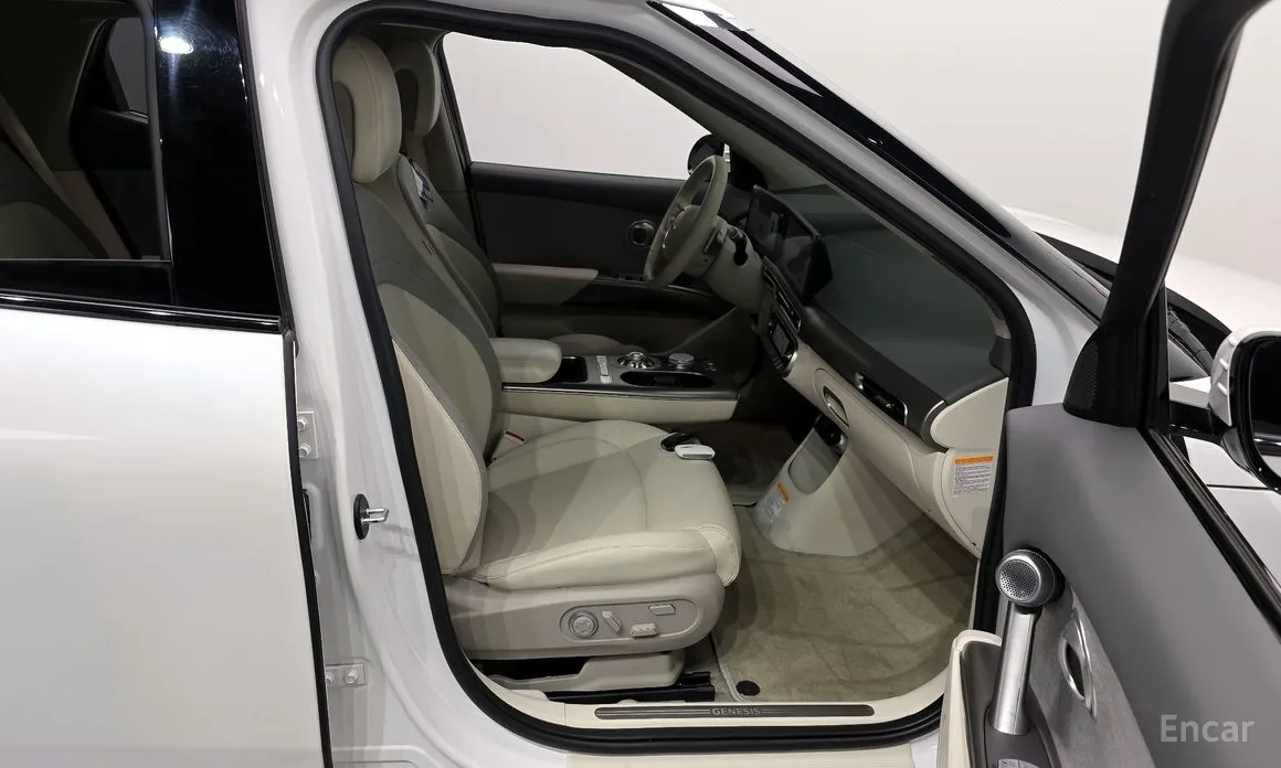 Фото 11 - Genesis GV60