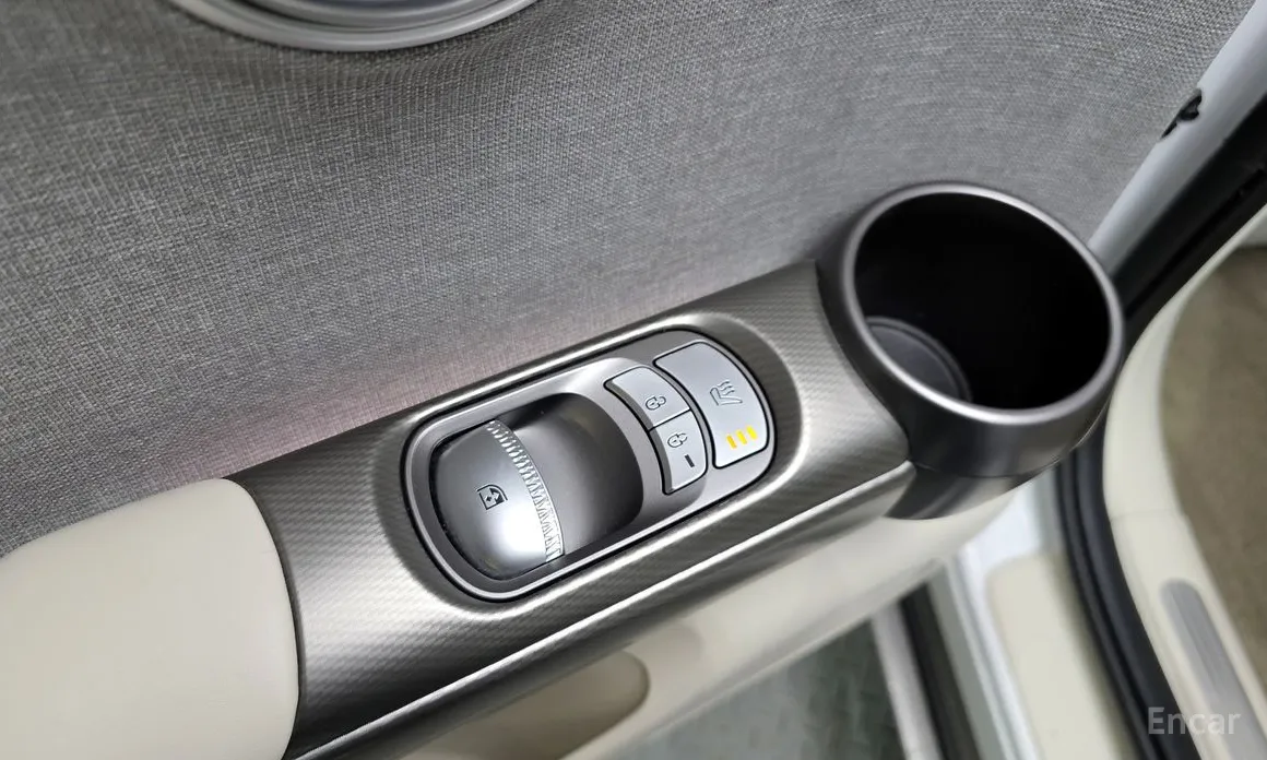 Фото 18 - Genesis GV60