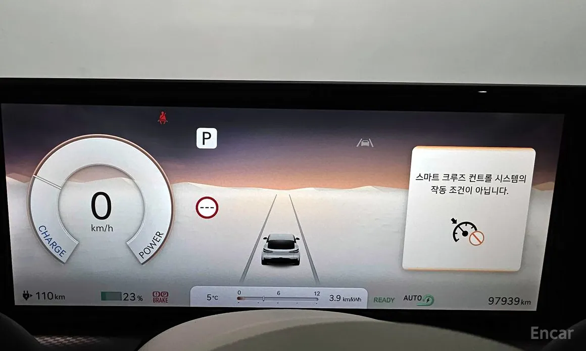 Фото 8 - Genesis GV60