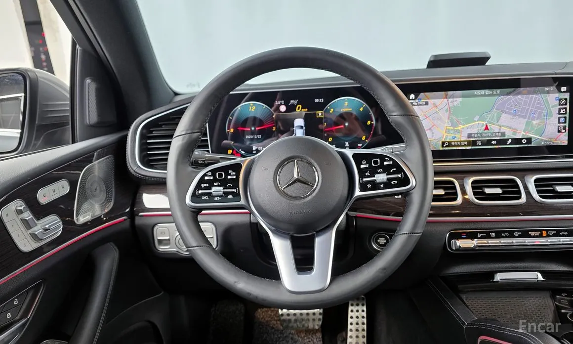 Photo 13 - Mercedes-Benz GLE-Class