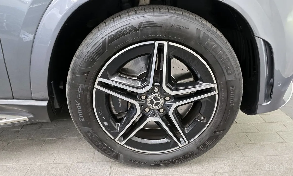 Photo 5 - Mercedes-Benz GLE-Class