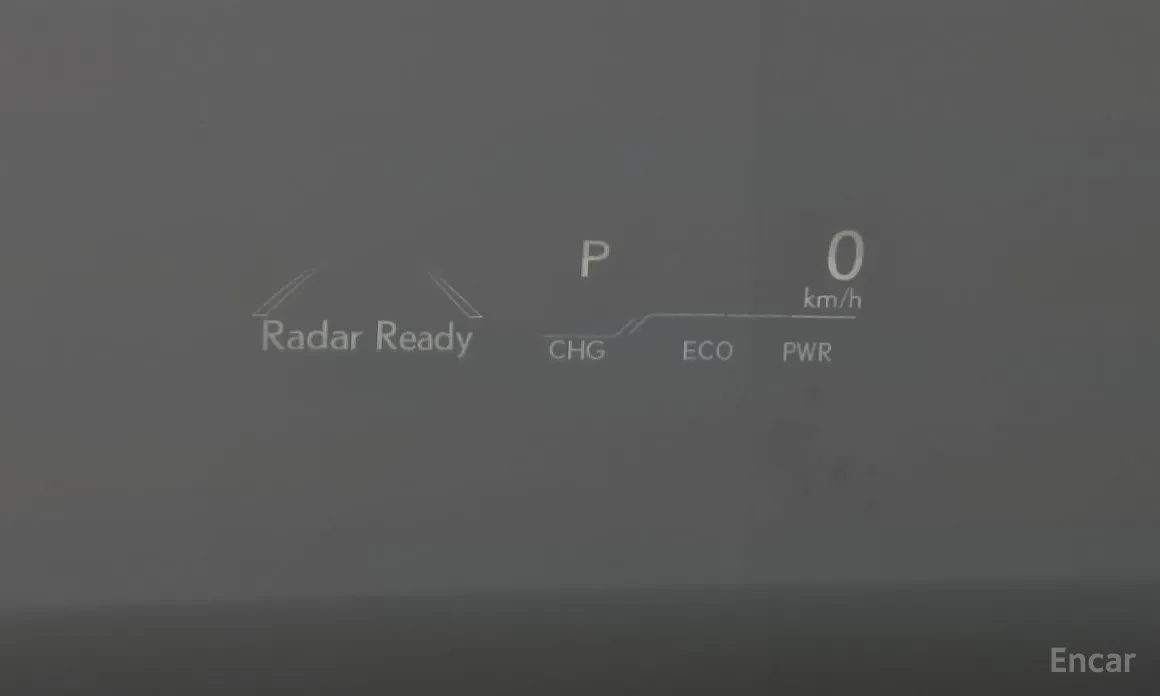 Фото 19 - Lexus ES