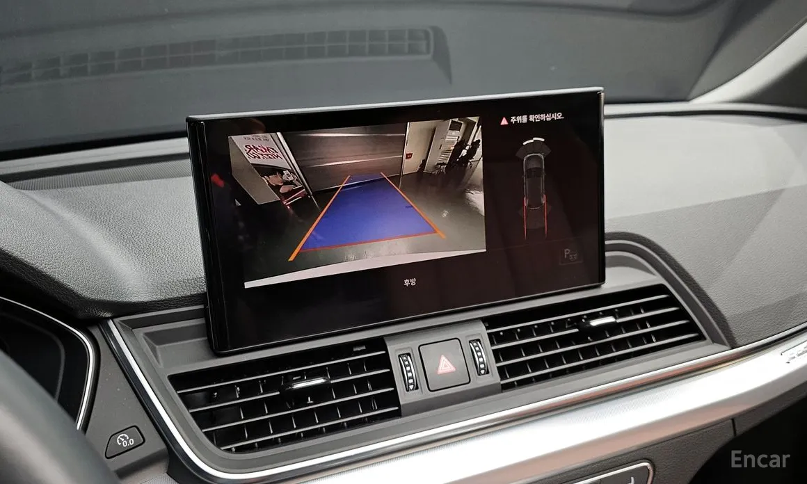 Фото 15 - Audi Q5