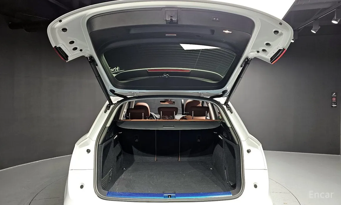 Фото 20 - Audi Q5