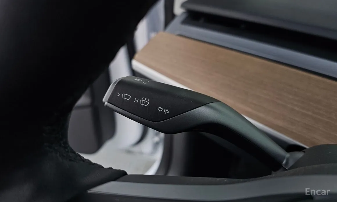 Фото 19 - Tesla Model 3