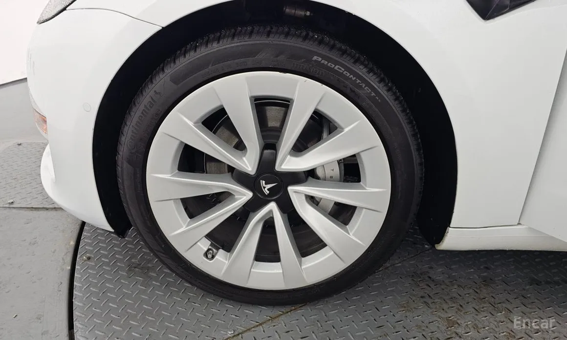 Фото 5 - Tesla Model 3