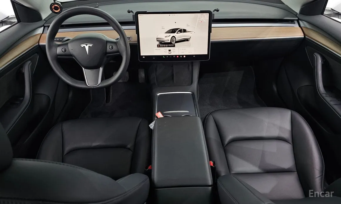 Фото 7 - Tesla Model 3