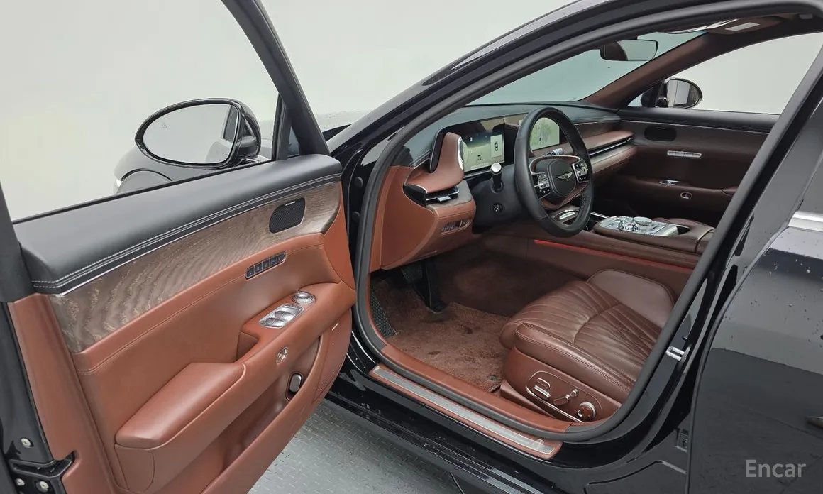 Фото 10 - Genesis G90