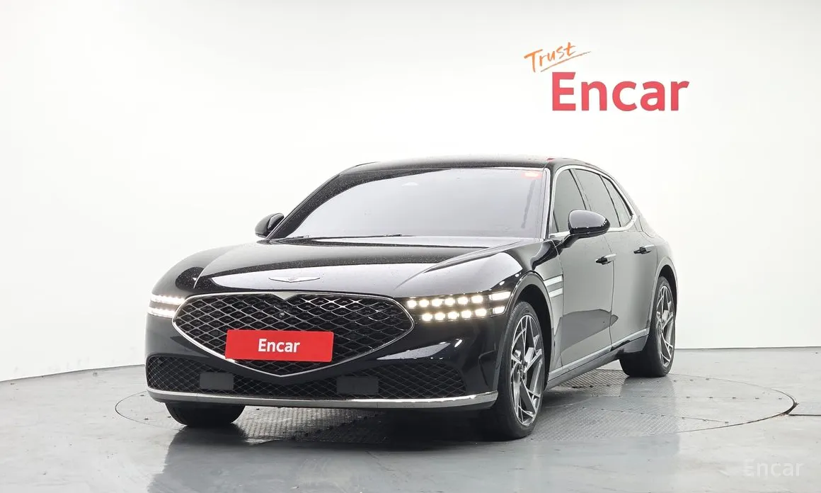 Фото 3 - Genesis G90