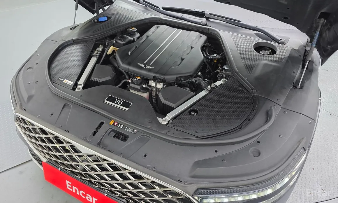 Фото 6 - Genesis G90