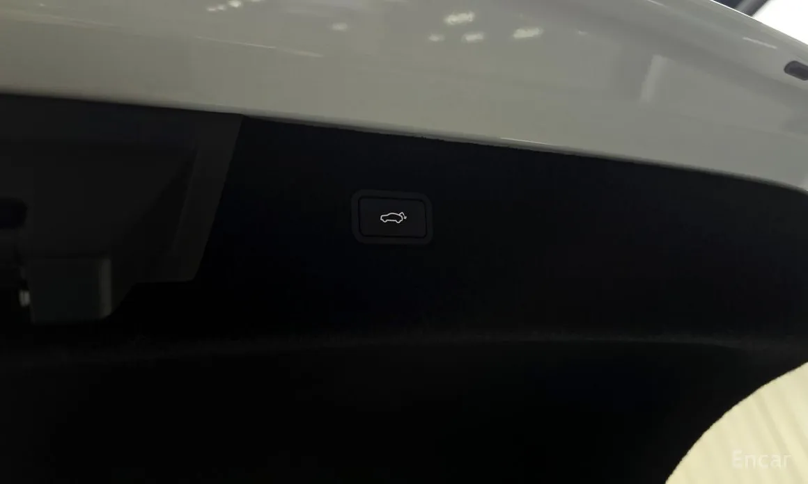 Фото 20 - Polestar 4