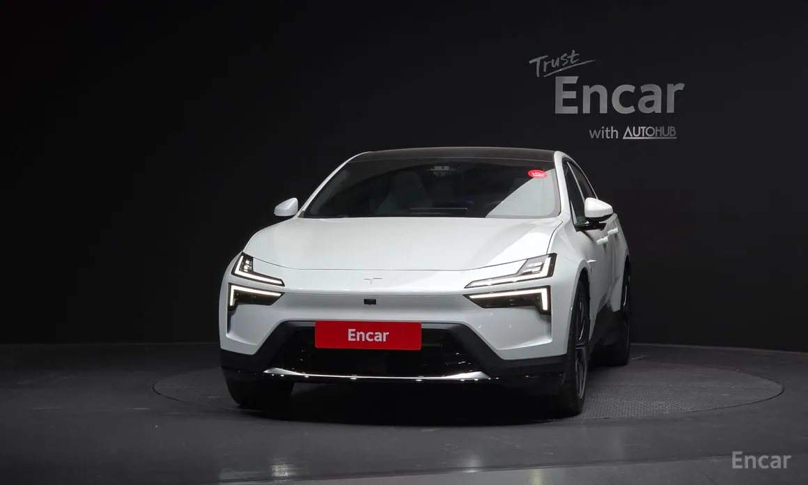 Фото 3 - Polestar 4