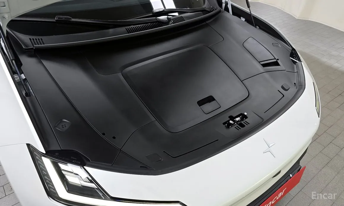 Фото 6 - Polestar 4