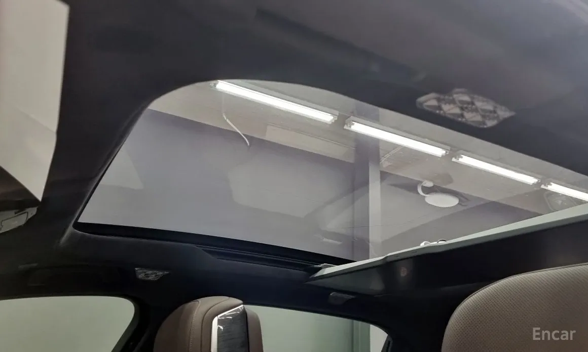 Фото 13 - BMW 7 Series