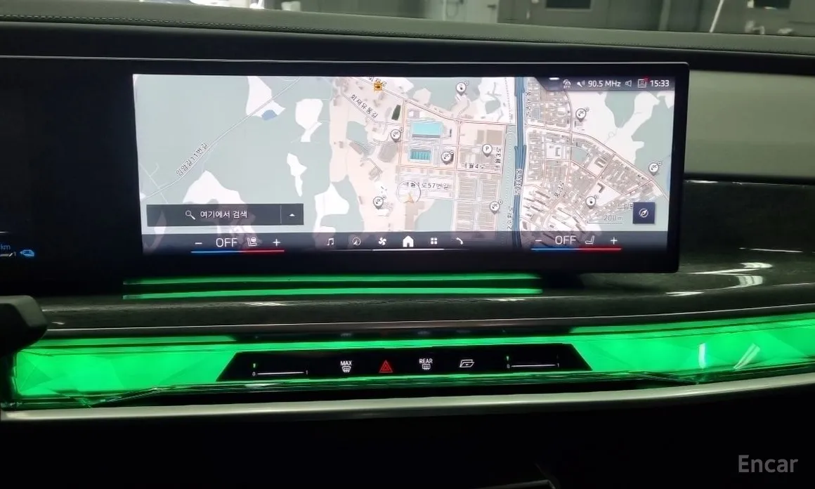 Фото 15 - BMW 7 Series