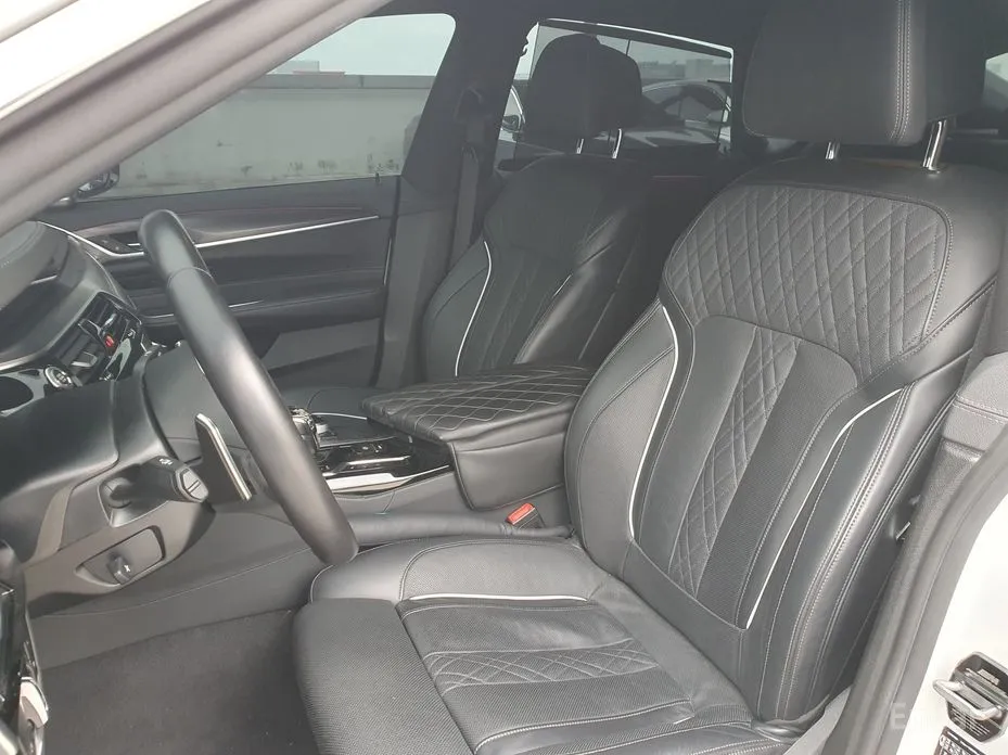 Photo 10 - BMW Gran Turismo