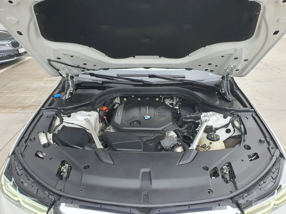 Photo 6 - BMW Gran Turismo