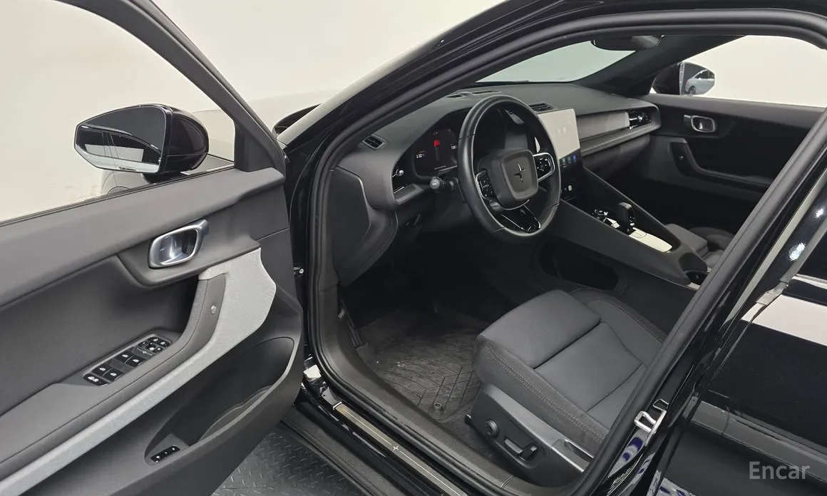 Фото 11 - Polestar 2