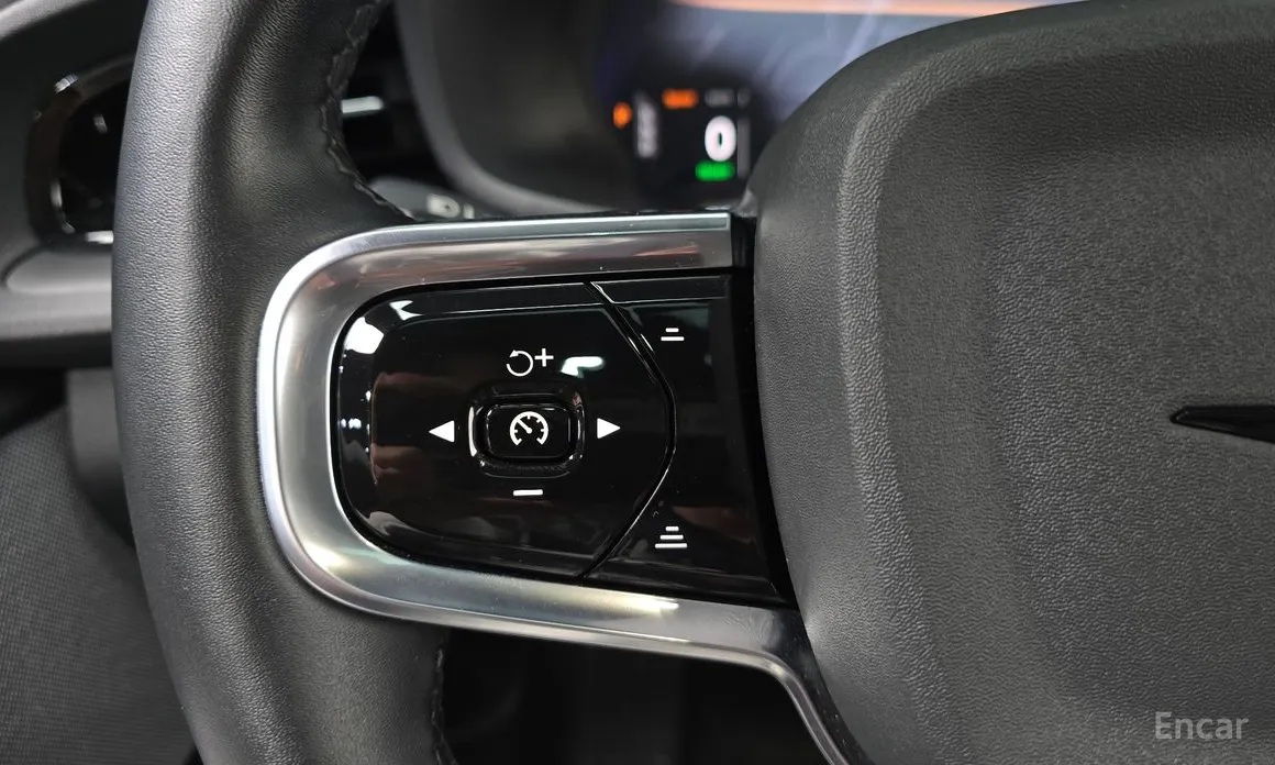 Фото 14 - Polestar 2