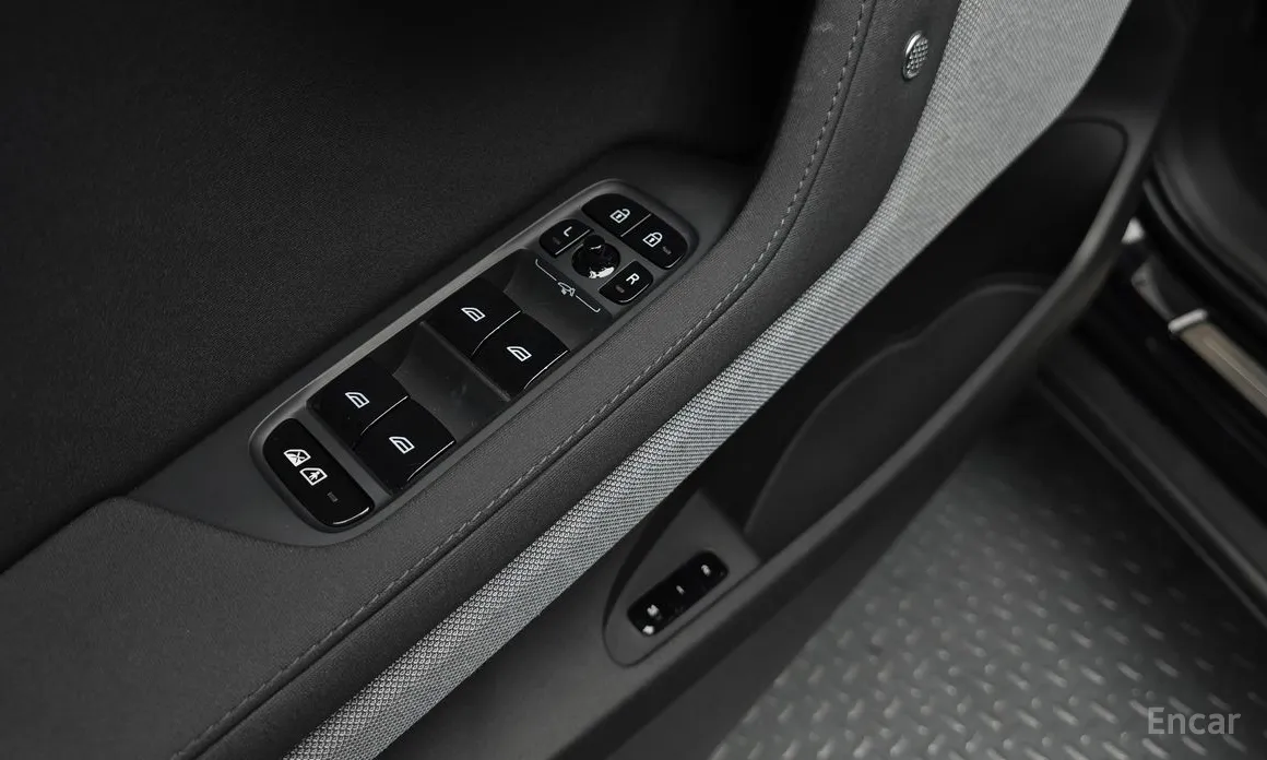 Фото 17 - Polestar 2