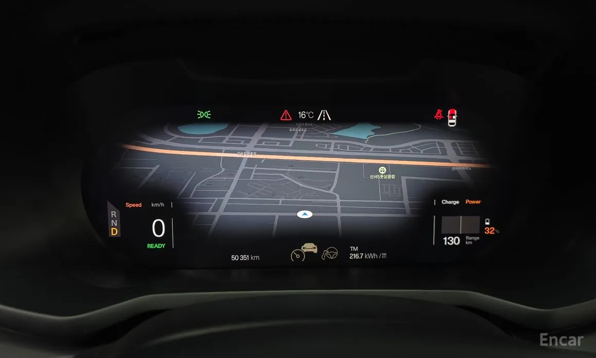 Фото 8 - Polestar 2