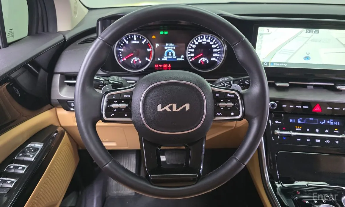 Фото 14 - Kia Carnival