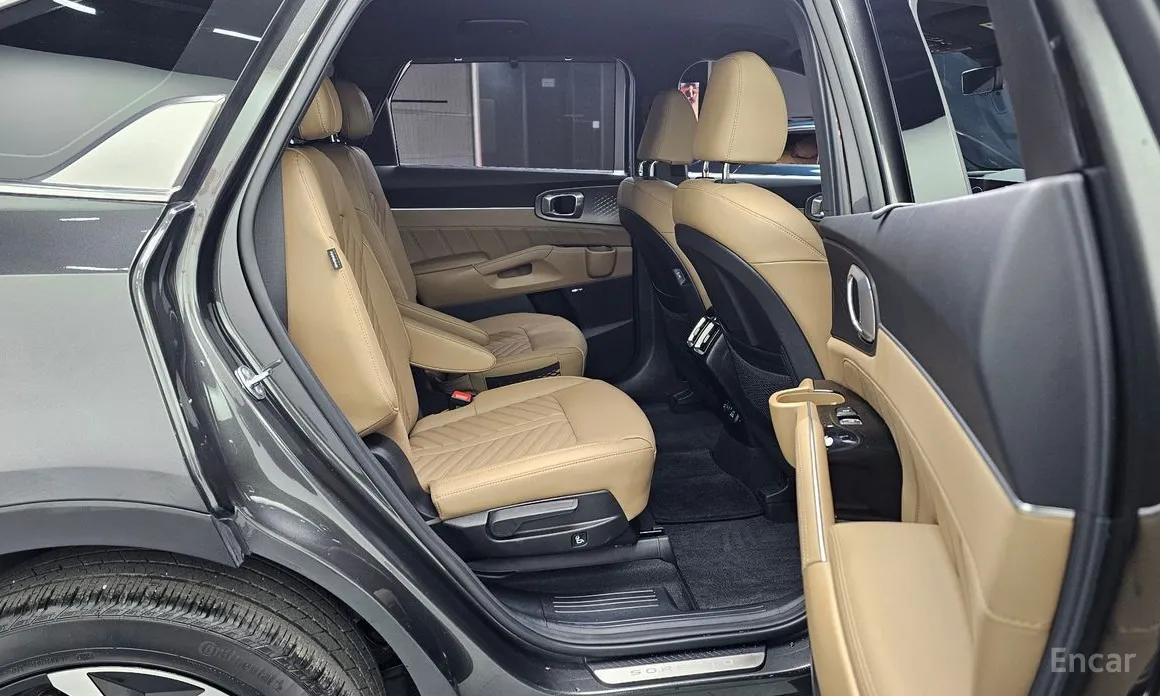 Фото 12 - Kia Sorento