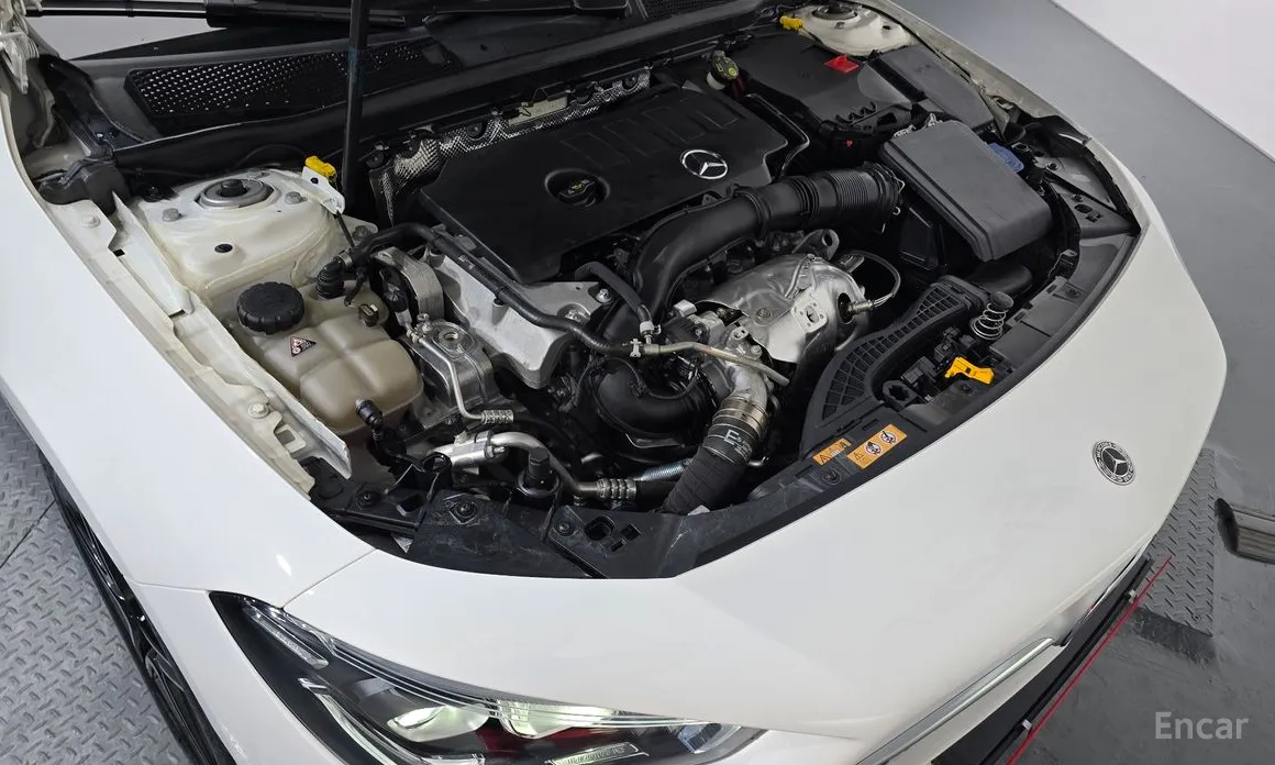 Фото 6 - Mercedes-Benz CLA-Class