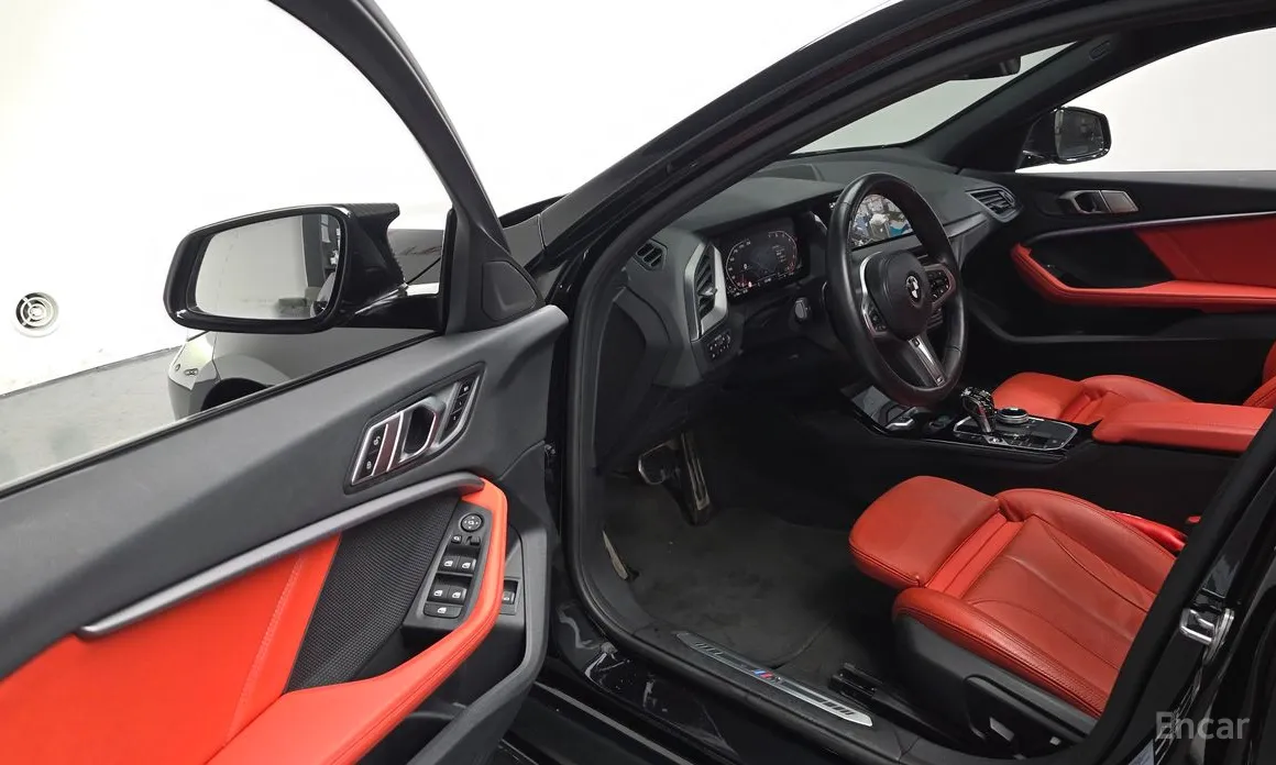 Фото 11 - BMW 1 Series