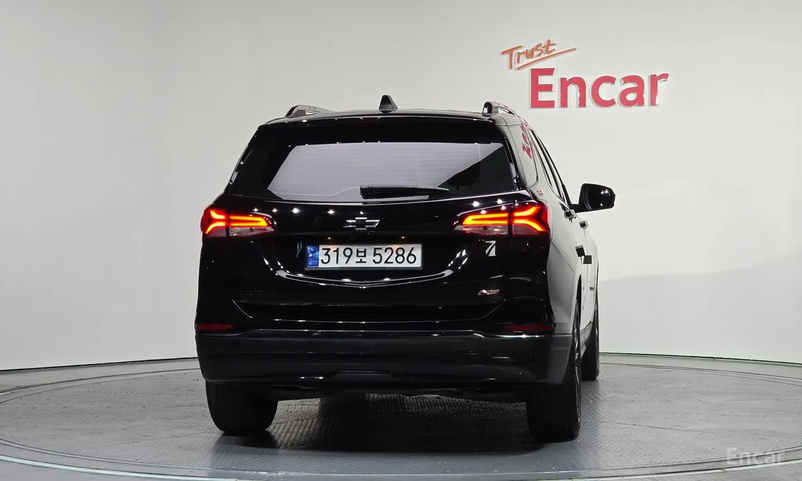 Фото 4 - Chevrolet Equinox