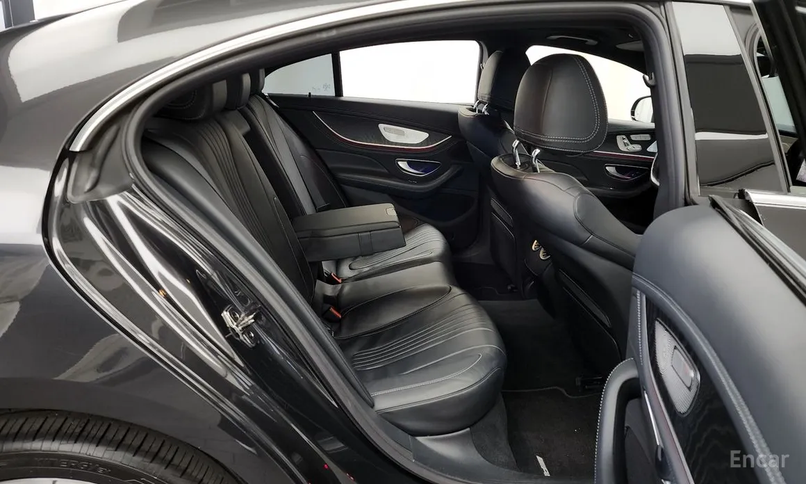 Фото 12 - Mercedes-Benz CLS-Class