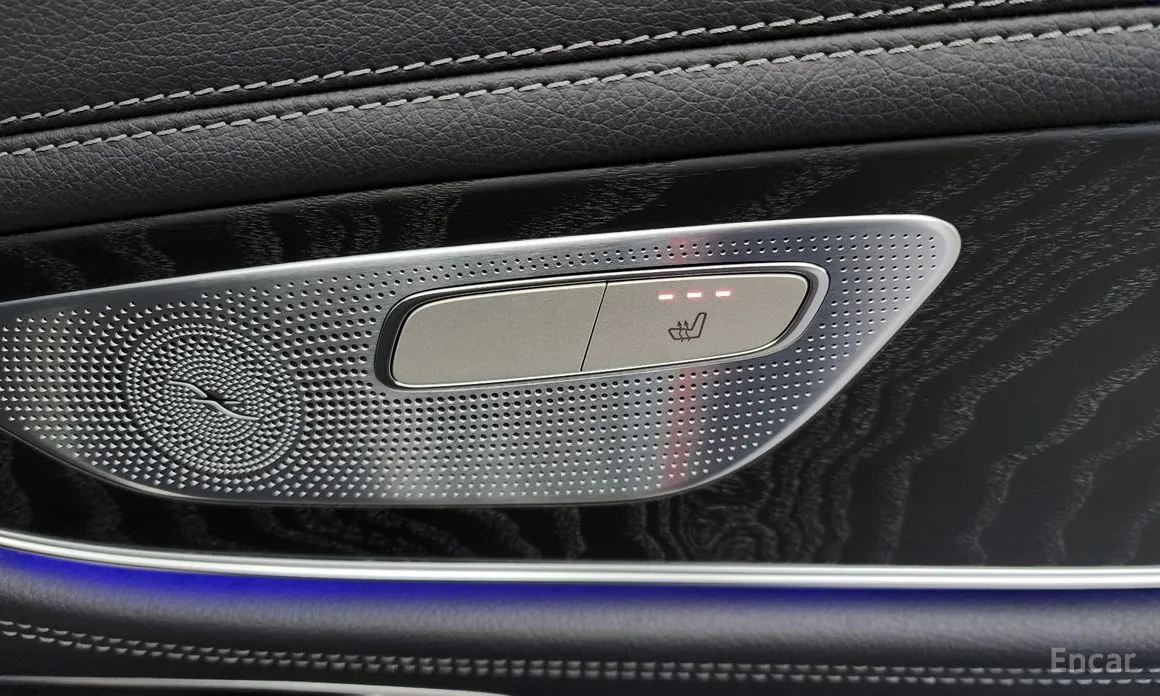 Фото 19 - Mercedes-Benz CLS-Class