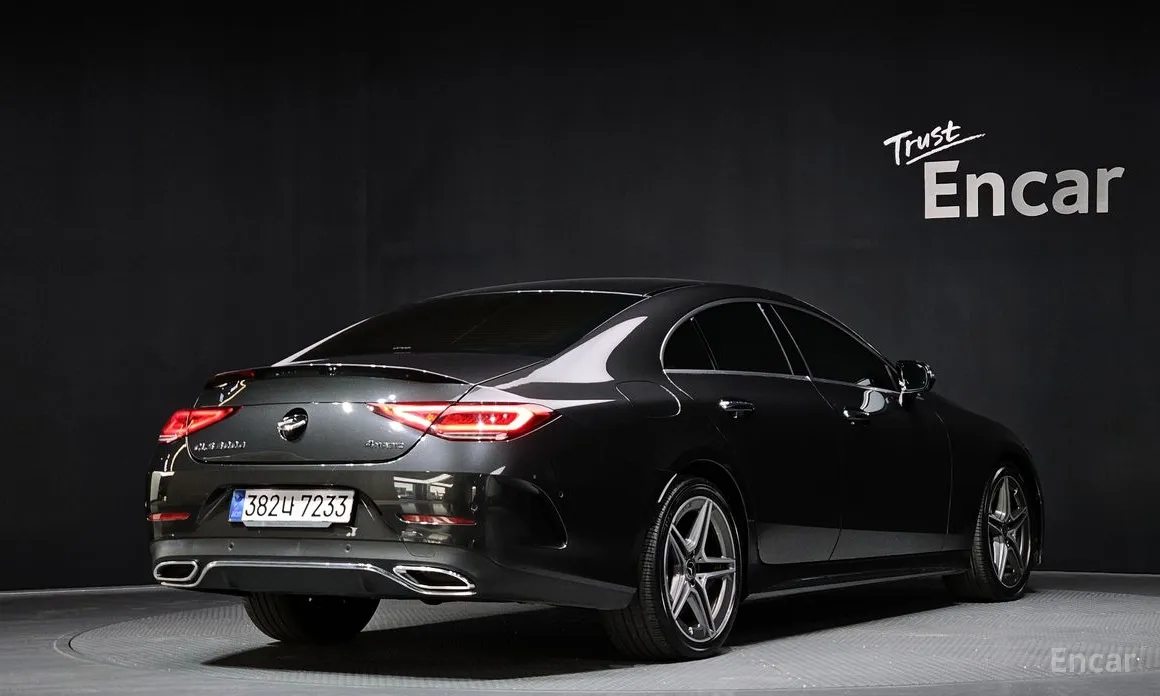 Фото 2 - Mercedes-Benz CLS-Class