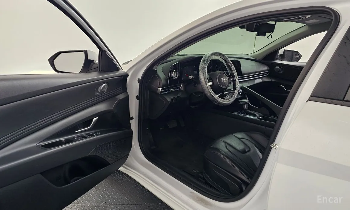 Фото 10 - Hyundai Avante