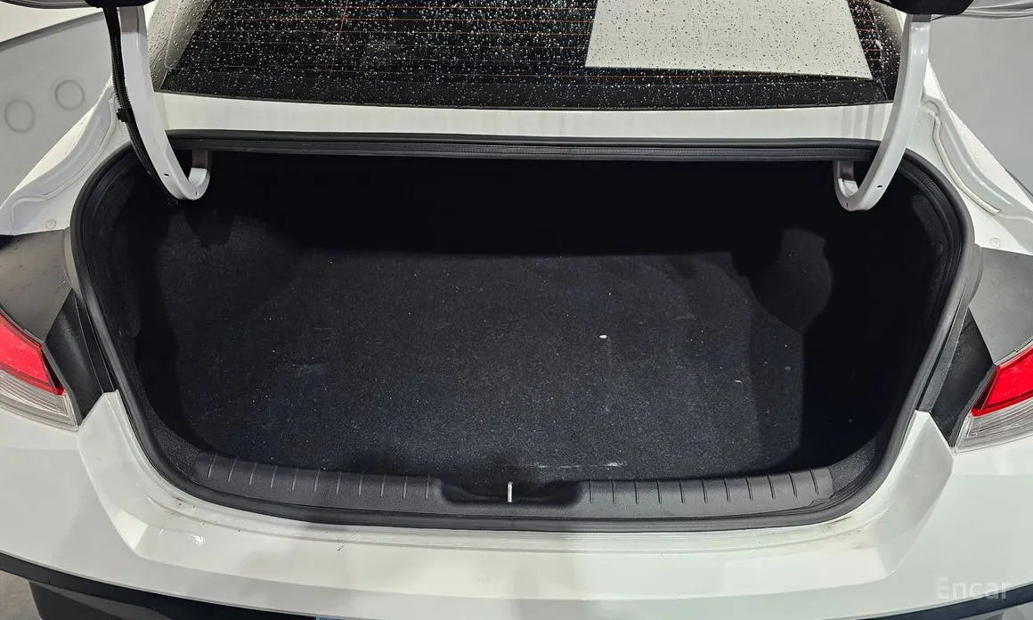 Фото 20 - Hyundai Avante