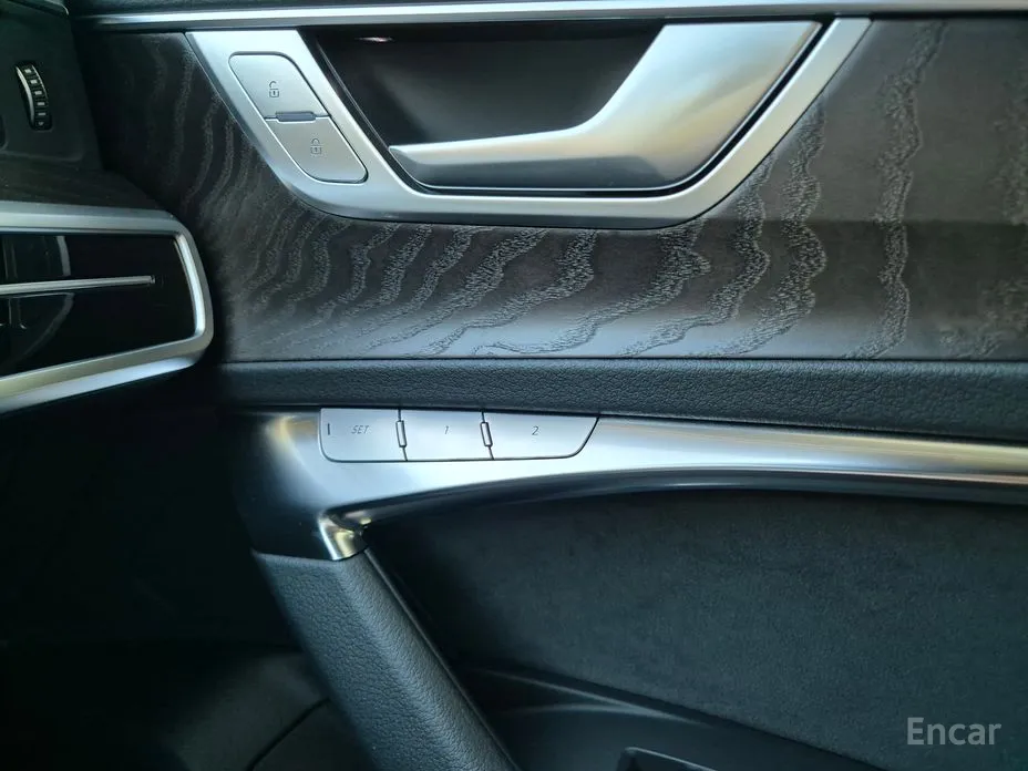 Фото 14 - Audi A6