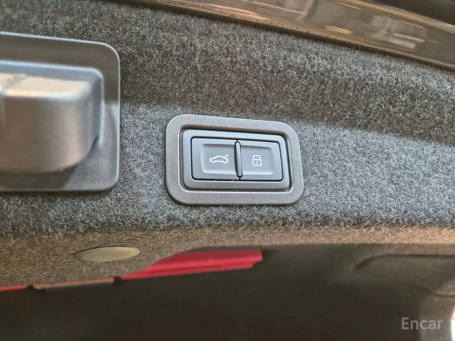 Фото 19 - Audi A6