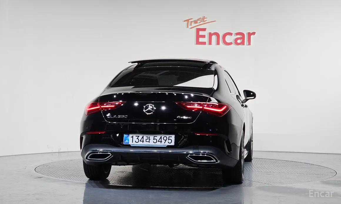 Фото 4 - Mercedes-Benz CLA-Class