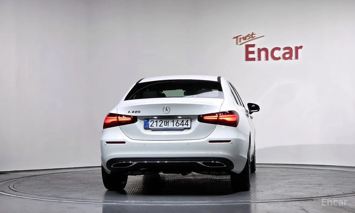 Фото 4 - Mercedes-Benz A-Class