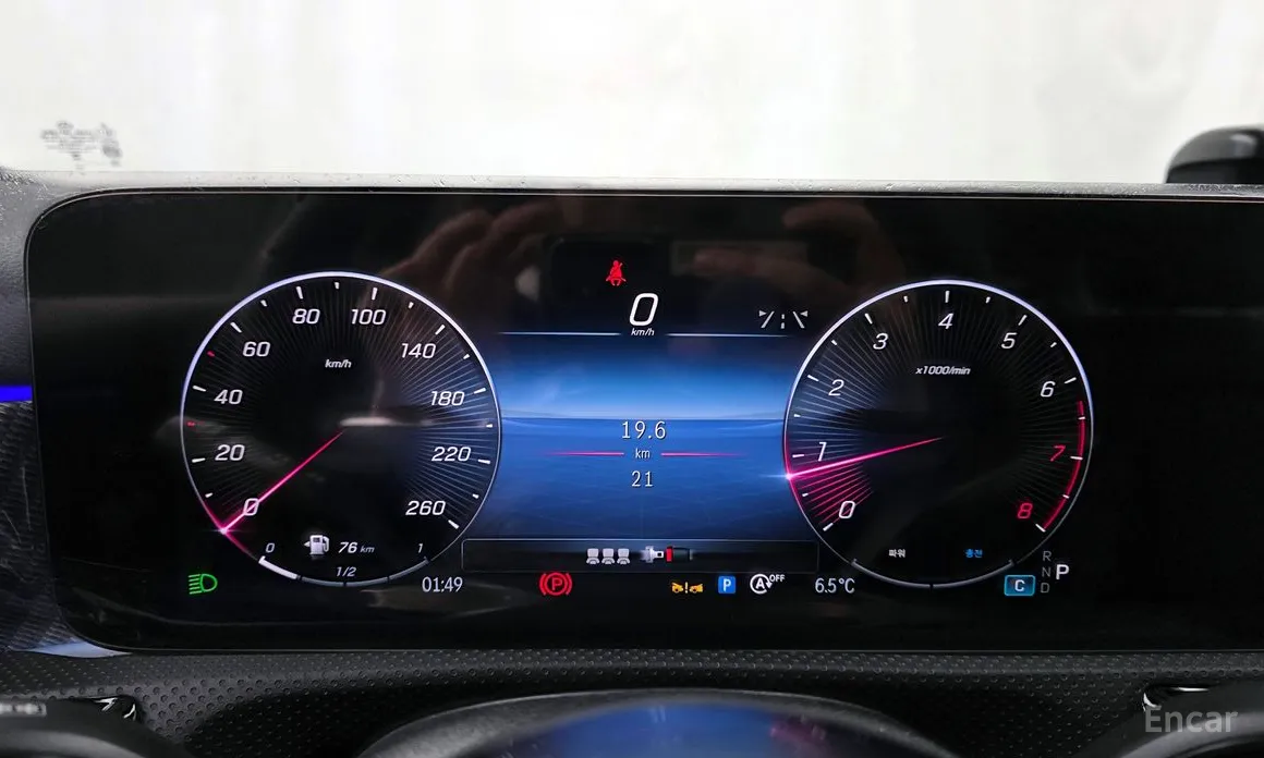 Фото 8 - Mercedes-Benz A-Class