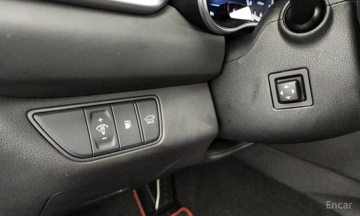 Фото 16 - Genesis G70