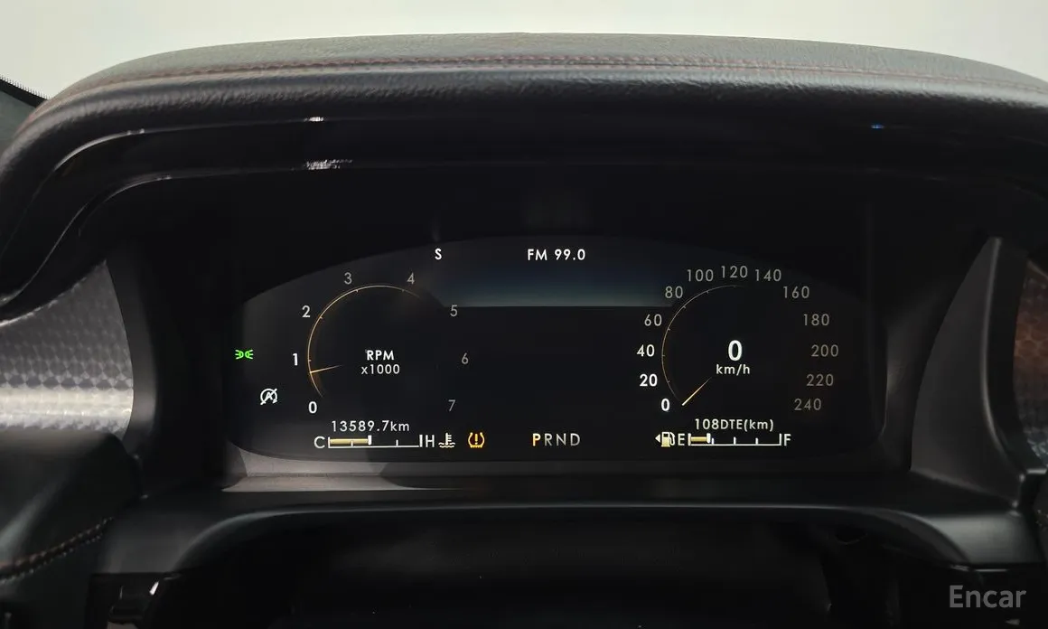 Фото 8 - Lincoln Aviator