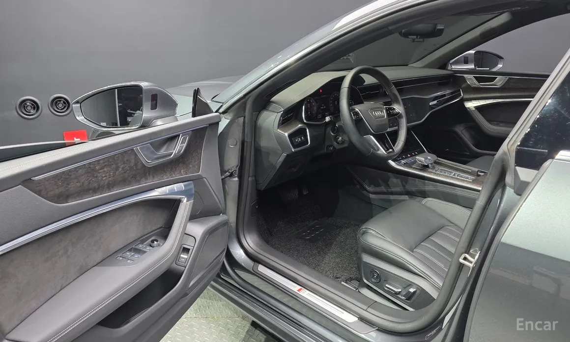 Фото 10 - Audi A7