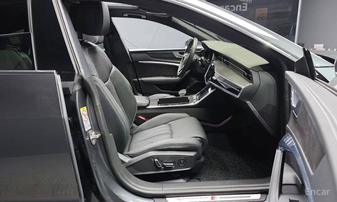 Фото 11 - Audi A7