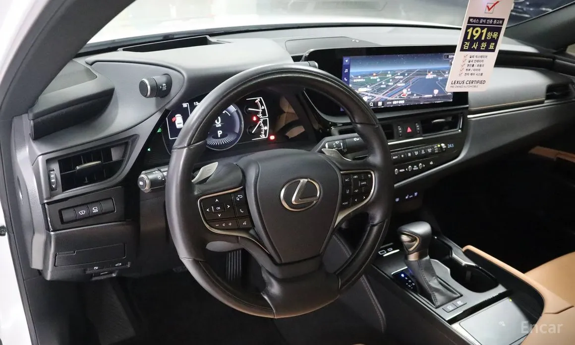 Фото 15 - Lexus ES