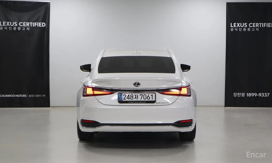 Фото 4 - Lexus ES