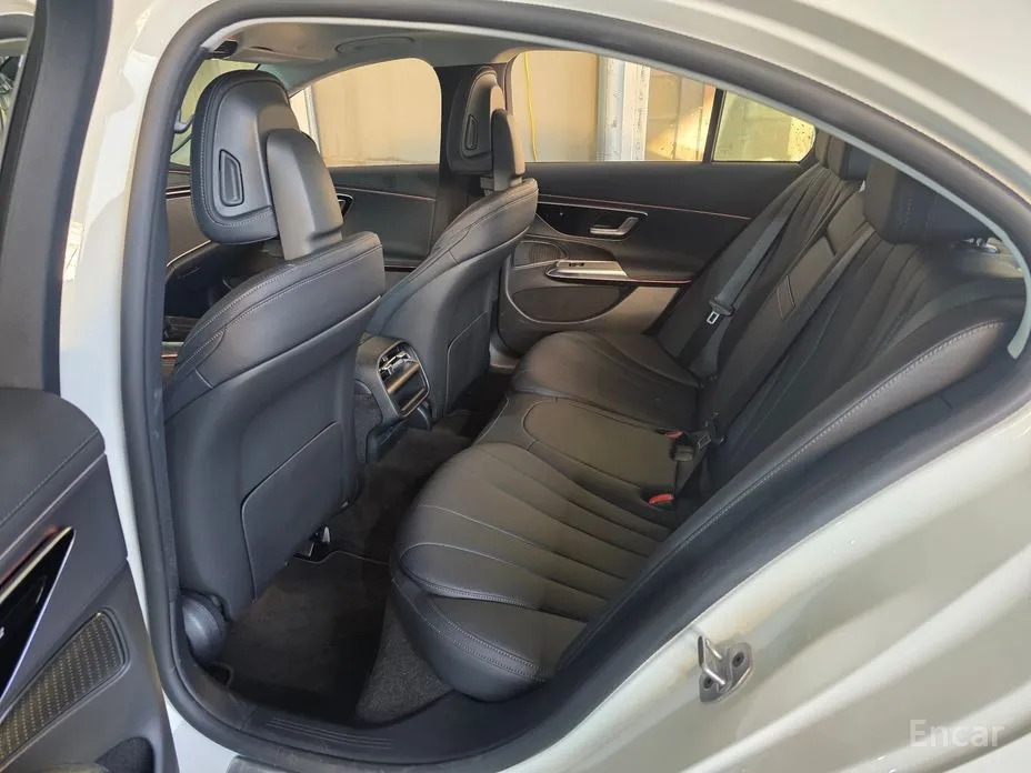 Фото 8 - Mercedes-Benz E-Class