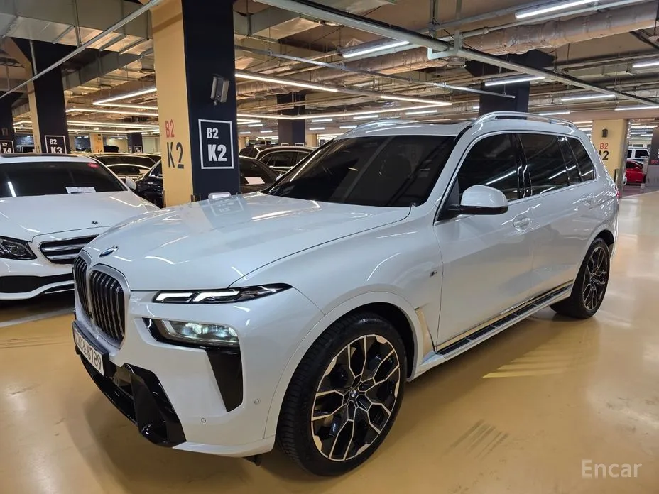 Фото 2 - BMW X7